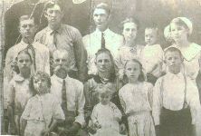 Benjamin F Armstrong, Effie, and children Benjamin F Armstrong, Effie, and children