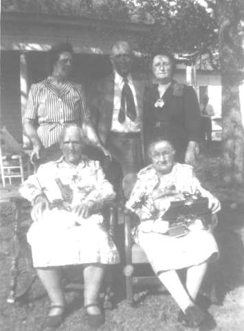 Rebecca, Johnny, Noma, Lula